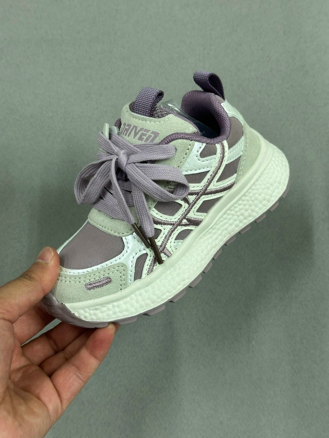 кроссовки,кроссовки asics,кроссовки закрытые,спортивная ,кроссовки мальчику