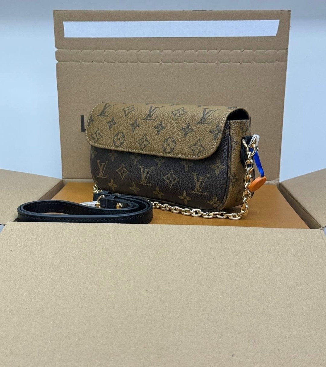 louis vuitton сумка на плечо,женская сумка louis vuitton,сумка louis vuitton,сумка луи виттон,lv louis vuitton женская модная классическая сумка через плечо