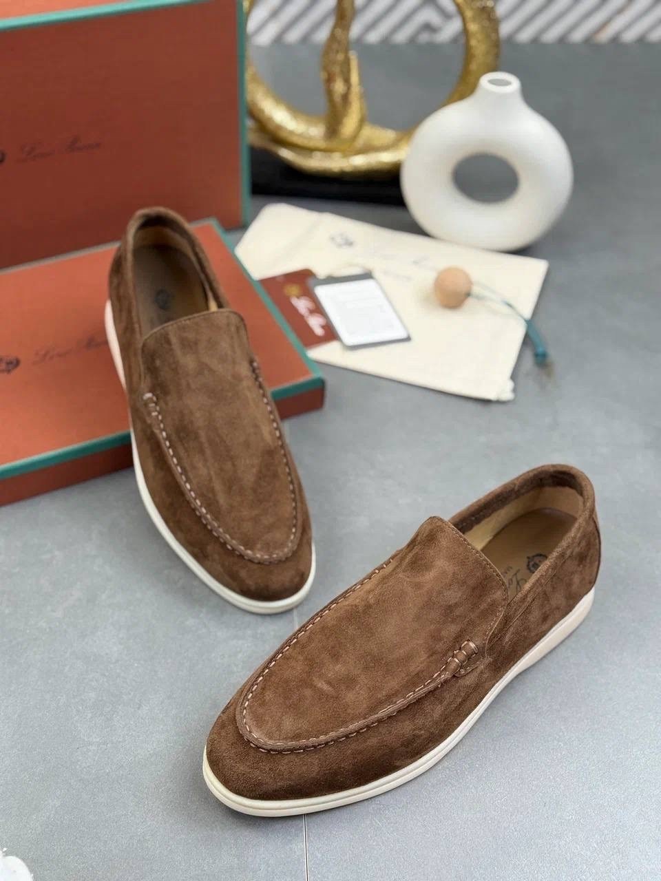 loro piana мужские лоферы,лоферы loro piana,лоферы loro piana summer walk замшевые коричневые,мокасины loro piana summer walk коричневые,замшевые лоферы loro piana