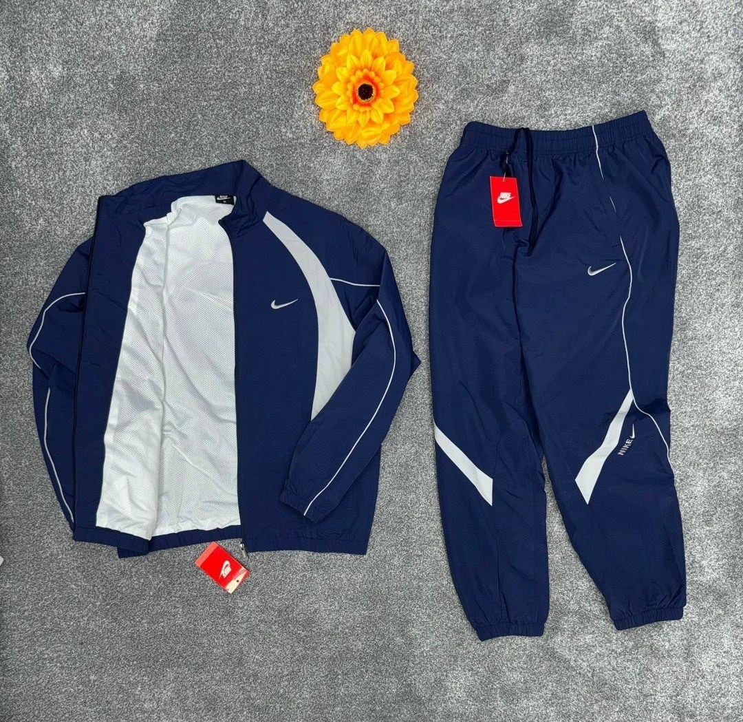 спортивный костюм nike,спортивный костюм мужской nike,спортивный костюм плащевка nike,мужской спортивный костюм,спортивный костюм для мужчин