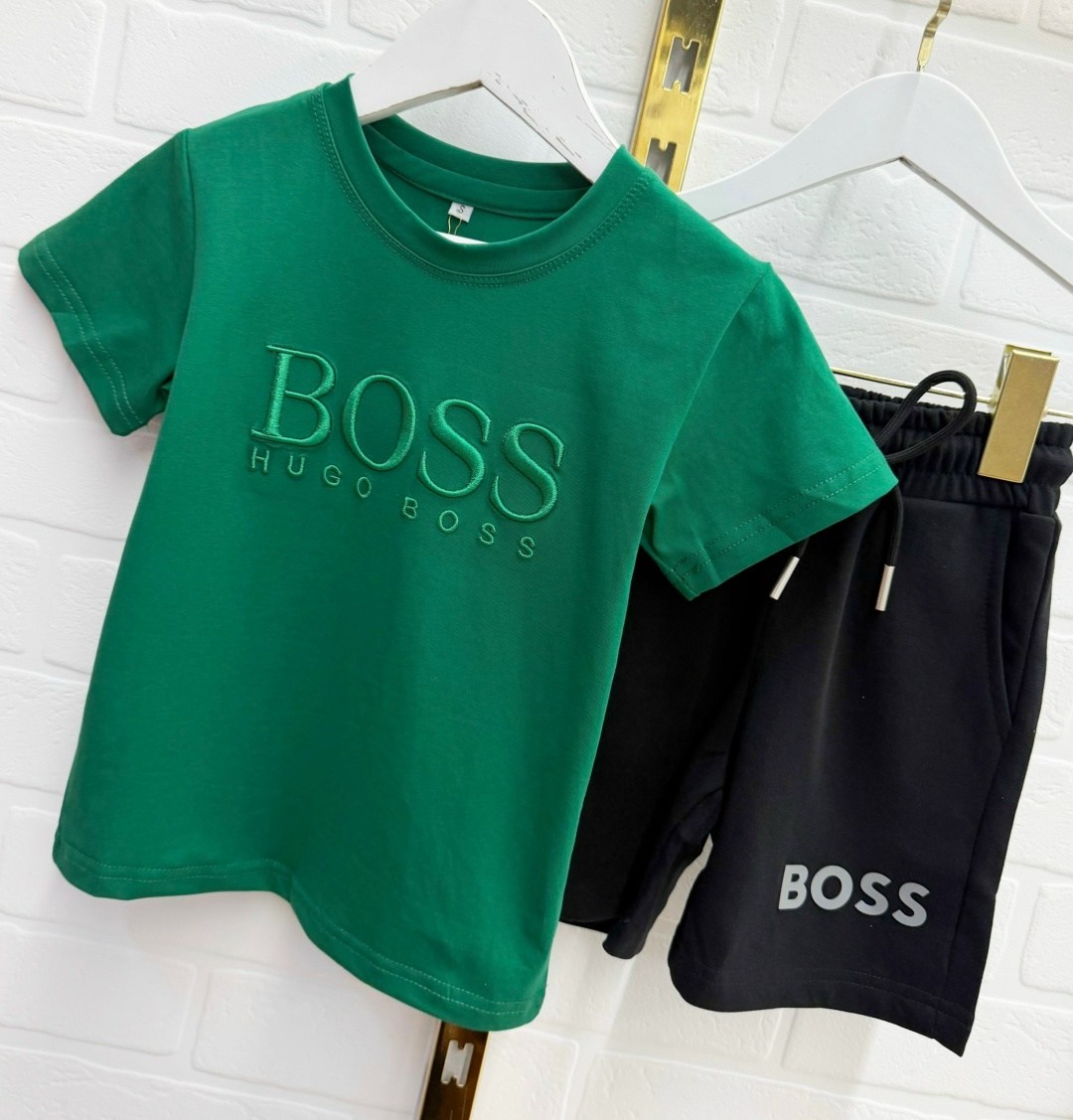 футболка boss,boss hugo boss,футболка с короткими рукавами и логотипом boss,футболка для мальчиков,hugo boss hugo boss