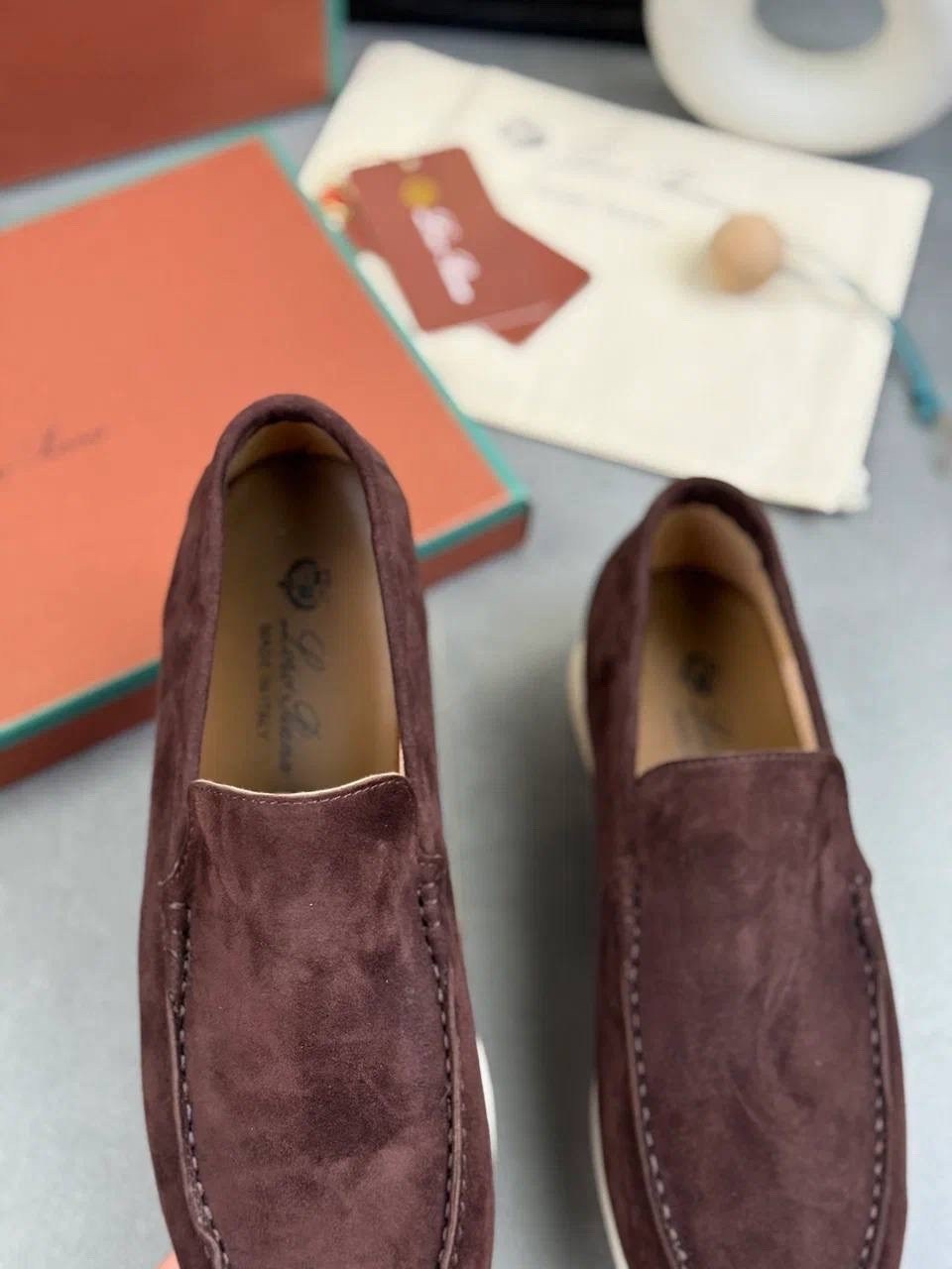 лоферы мужские loro piana,лоферы loro piana summer walk замшевые коричневые,мокасины loro piana summer walk коричневые,лоферы из натуральной замши loro piana,