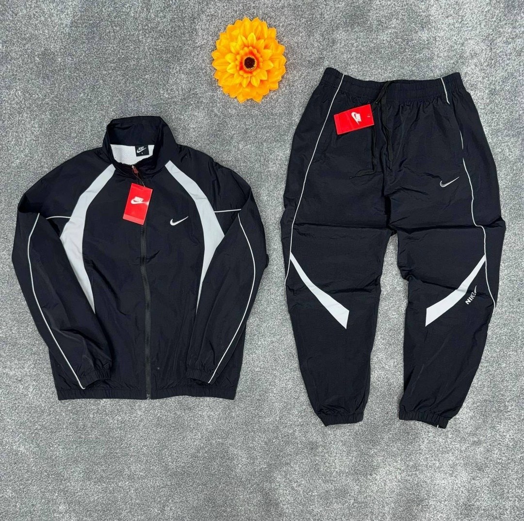 спортивный костюм nike,спортивный костюм мужской nike,спортивный костюм плащевка nike,мужской спортивный костюм,спортивный костюм для мужчин