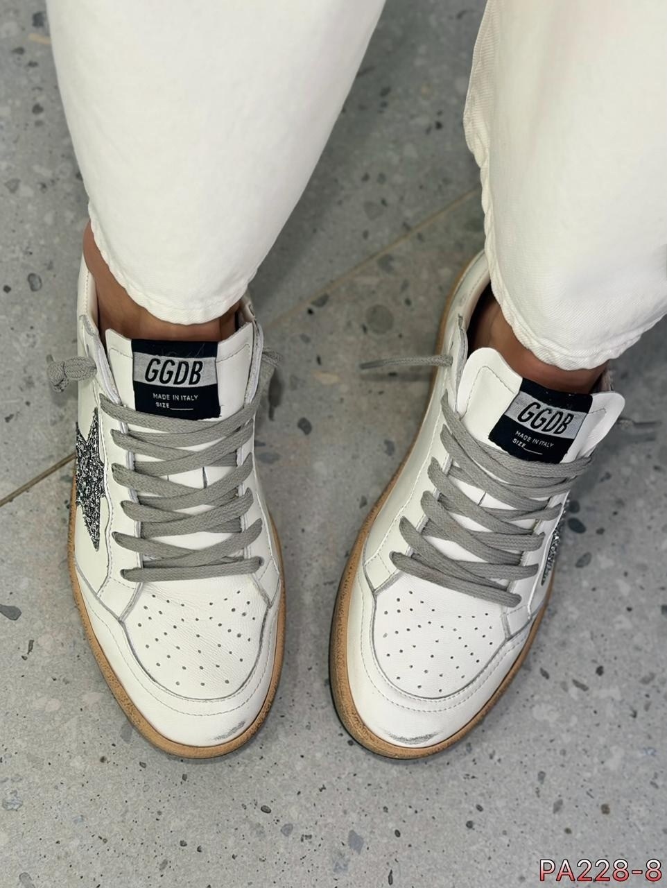 ,кроссовки golden goose,женские кроссовки,бело-розовые кроссовки golden goose со звездами,кеды golden goose