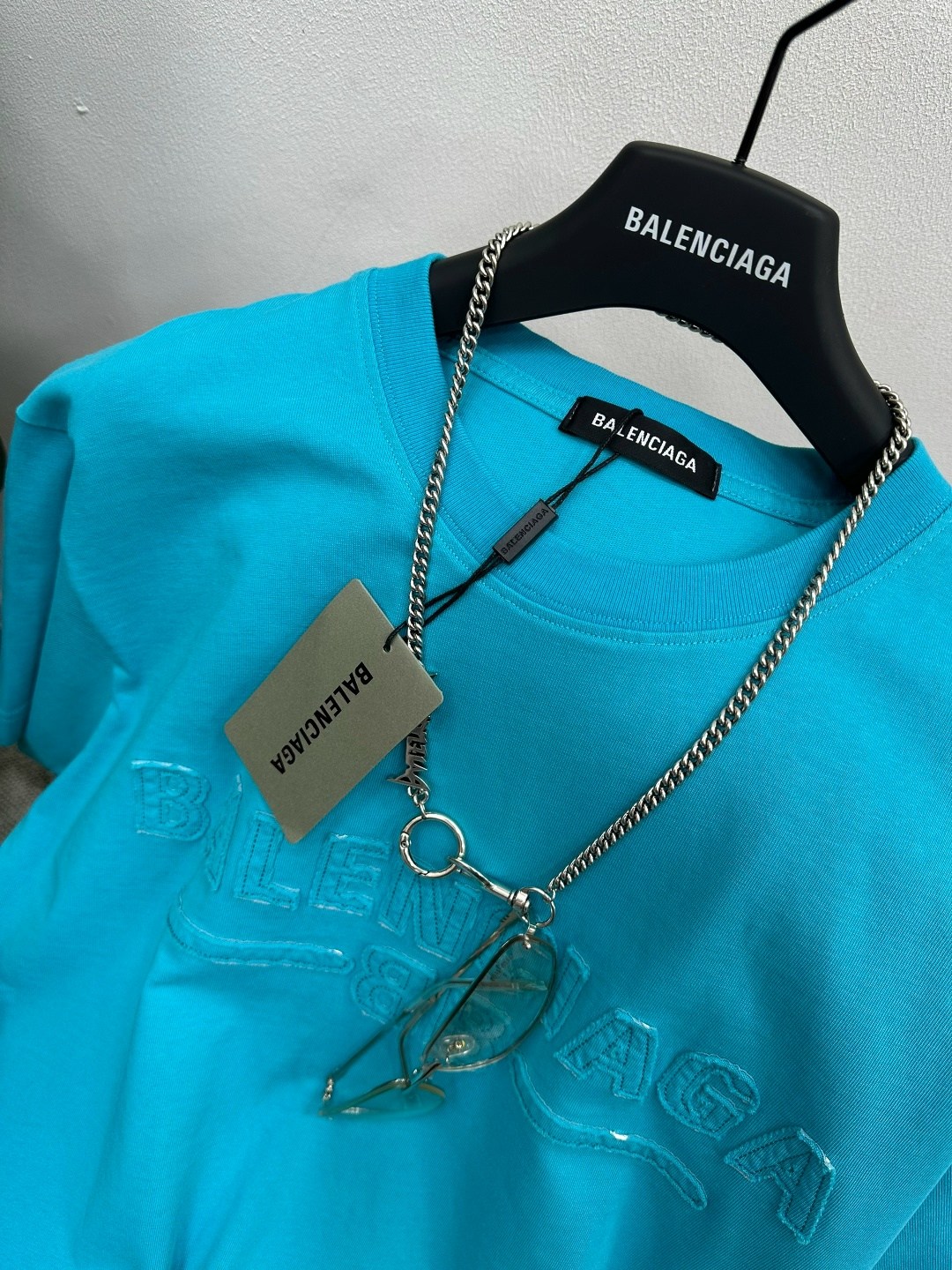 футболка balenciaga,футболка,футболка женская,стильная футболка,футболки и майки