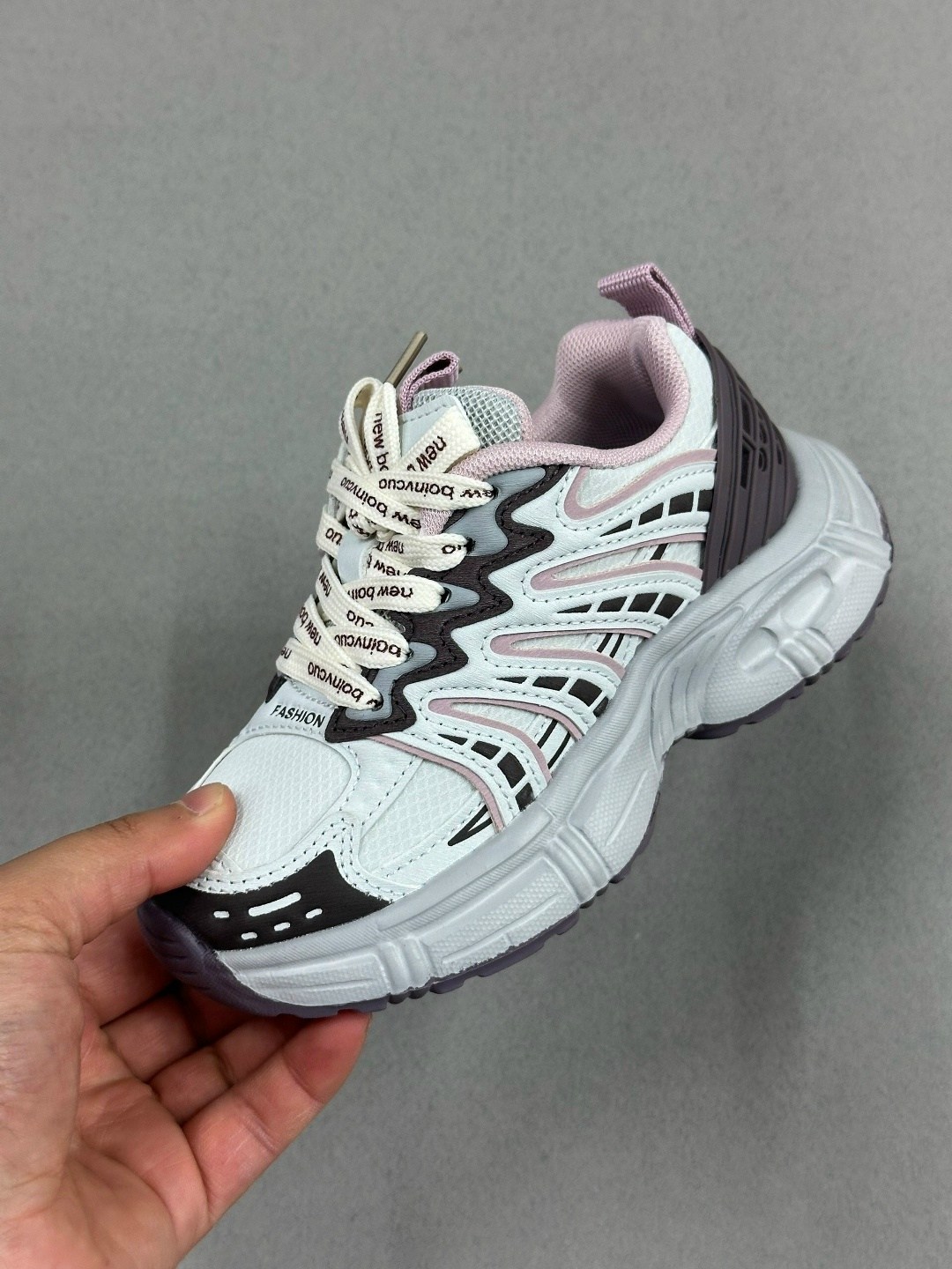 кроссовки женские,кроссовки,кроссовки брендовые,массивные кроссовки,кроссовка