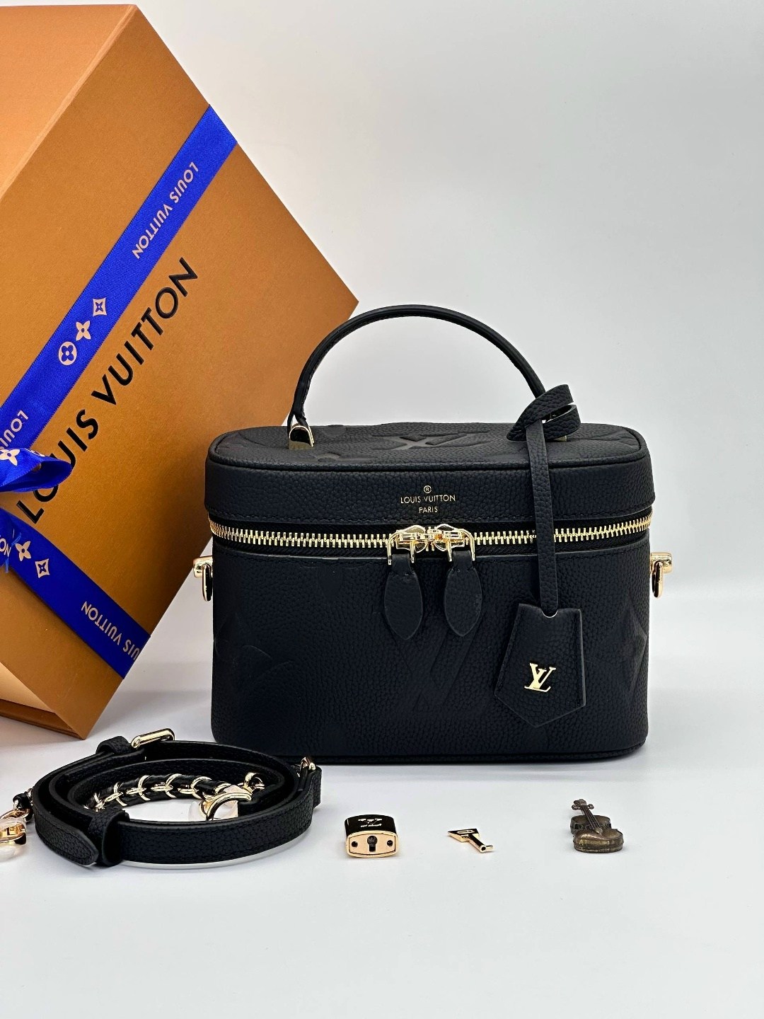cумка louis vuitton,сумка луи виттон,сумочка луи виттон,сумка луи виттон vanity,louis vuitton женская сумка