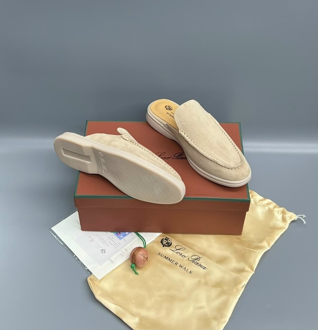 мюли loro piana,лоферы из натуральной замши loro piana,,loro piana лоферы,женские замшевые мюли loro piana бежевые