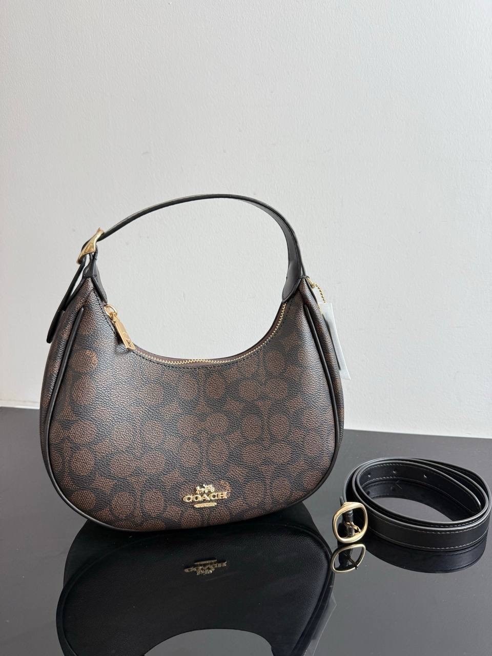 сумка coach,сумка женская coach,coach сумка на плечо,сумка coach хобо,брендовая женская сумка coach