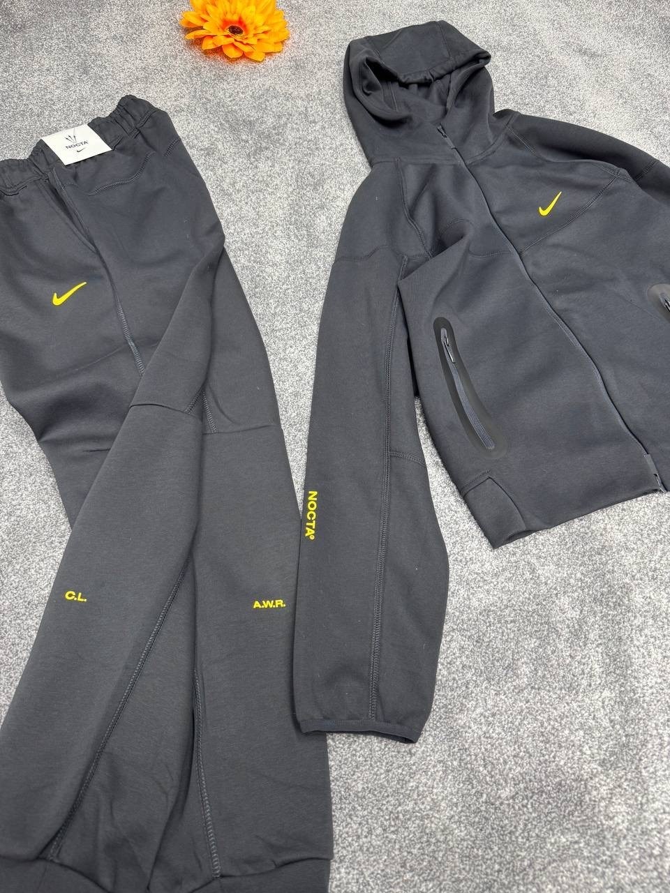 спортивный костюм nike,спортивный костюм на флисе nike,спортивный костюм nike x nocta tech fleece m-xxl,спортивный костюм nike tech fleece & nocta,спортивный костюм мужской nike