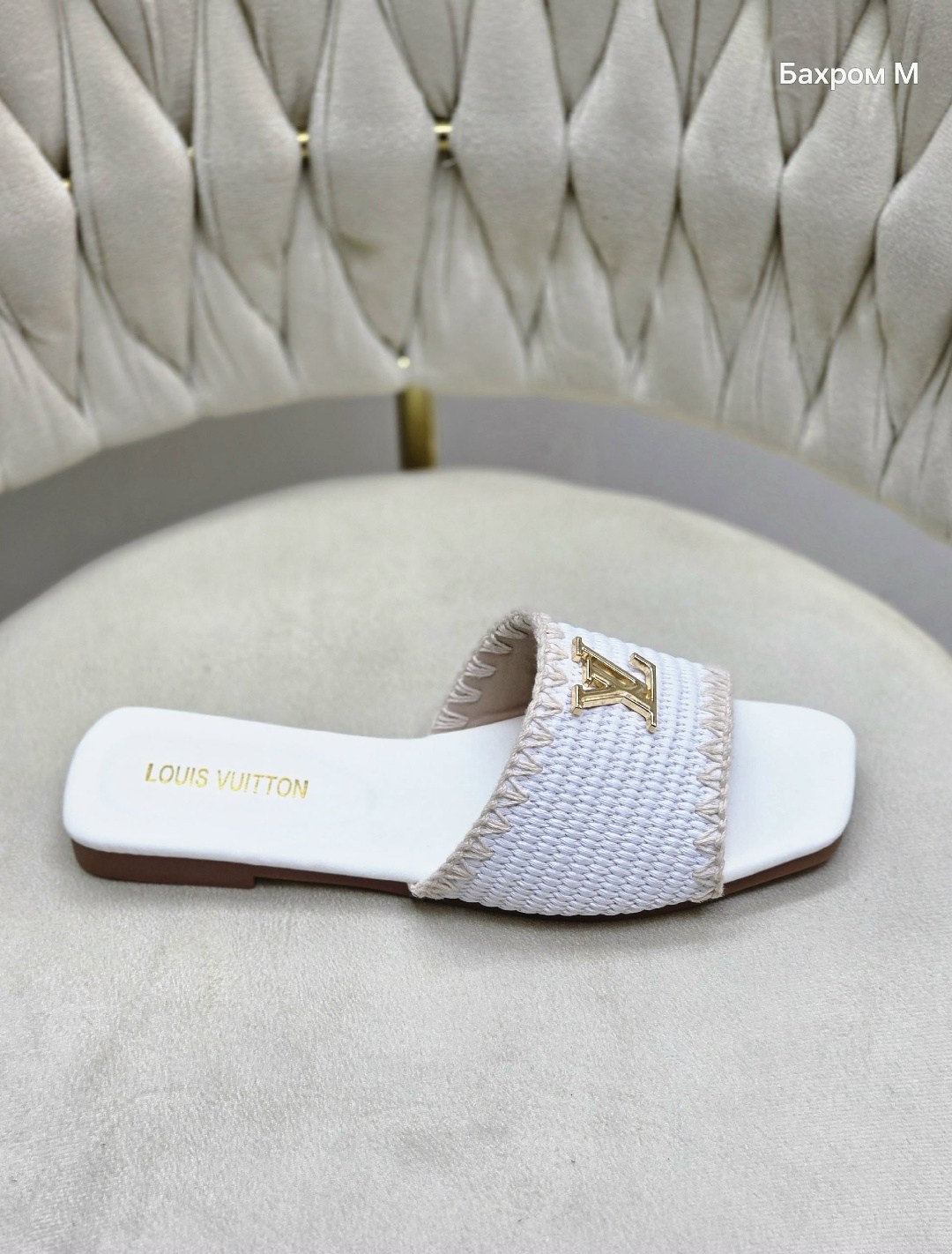 шлепанцы louis vuitton,тапочки louis vuitton,сандалии louis vuitton,,женские шлепанцы