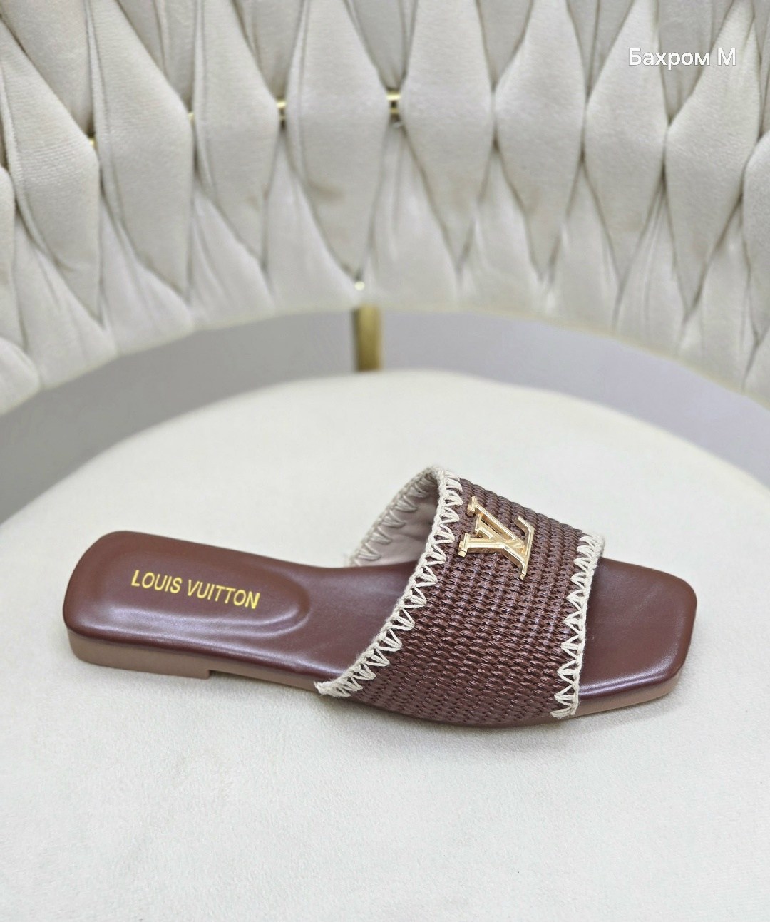 шлепанцы louis vuitton,тапочки louis vuitton,сандалии louis vuitton,,женские шлепанцы