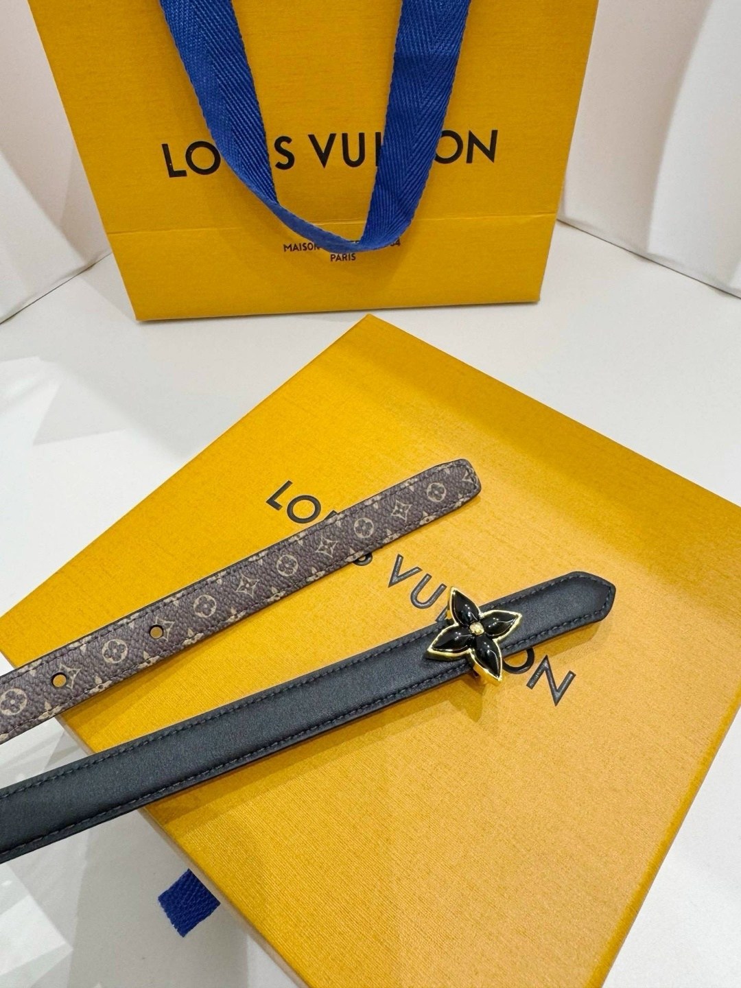 ремень louis vuitton,женский кожаный ремень louis vuitton,женский ремень louis vuitton,кожаный ремень louis vuitton,женский ремень