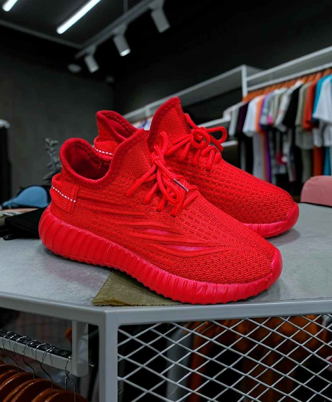 adidas yeezy boost 350,кроссовки adidas yeezy boost 350,кроссовки adidas yeezy,кроссовки adidas yeezy 350 boost v2 цвет красный,adidas yeezy boost 350 red