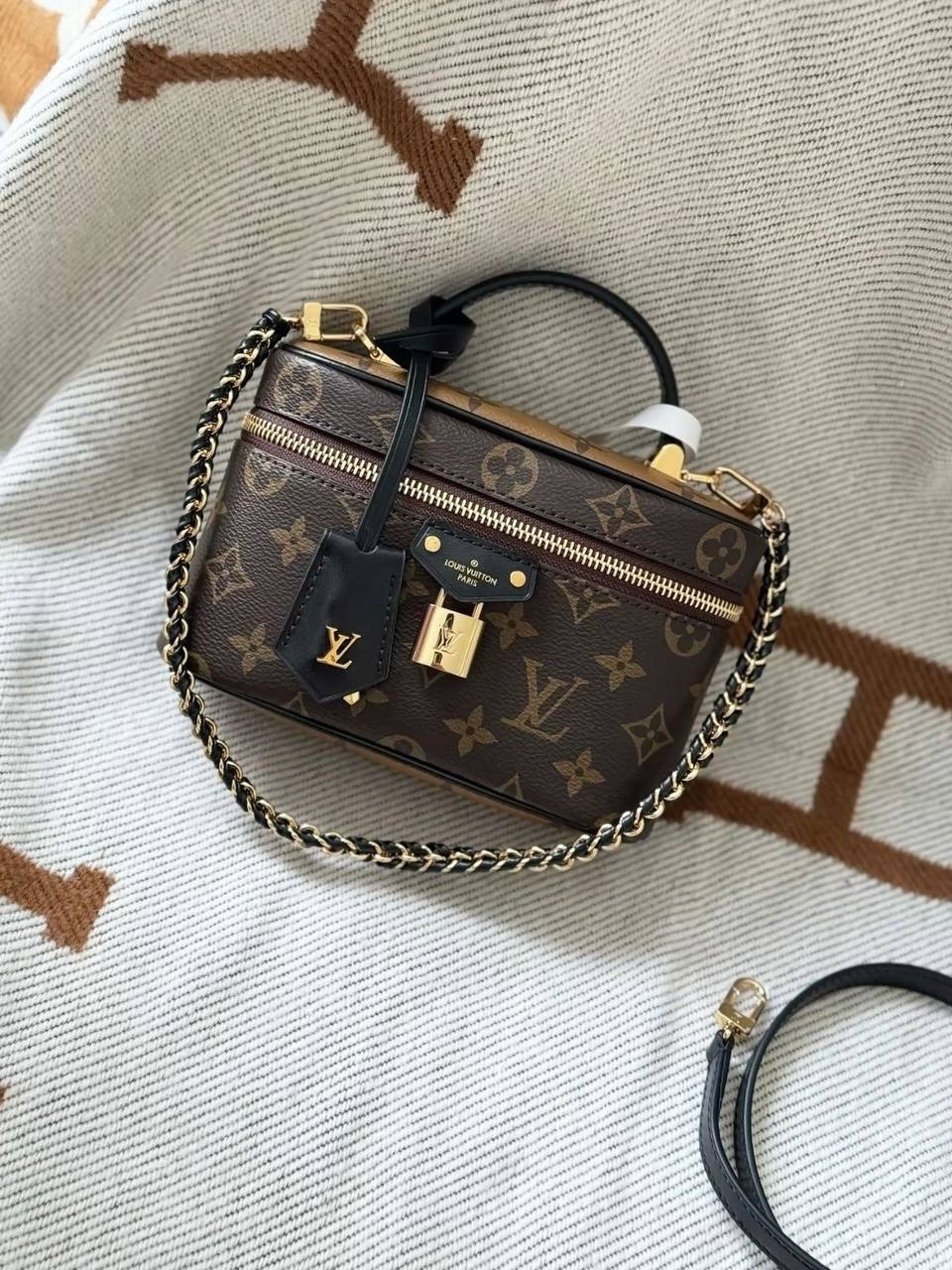 louis vuitton косметичка,cумка louis vuitton,сумка женская louis vuitton,louis vuitton сумка на плечо,сумка