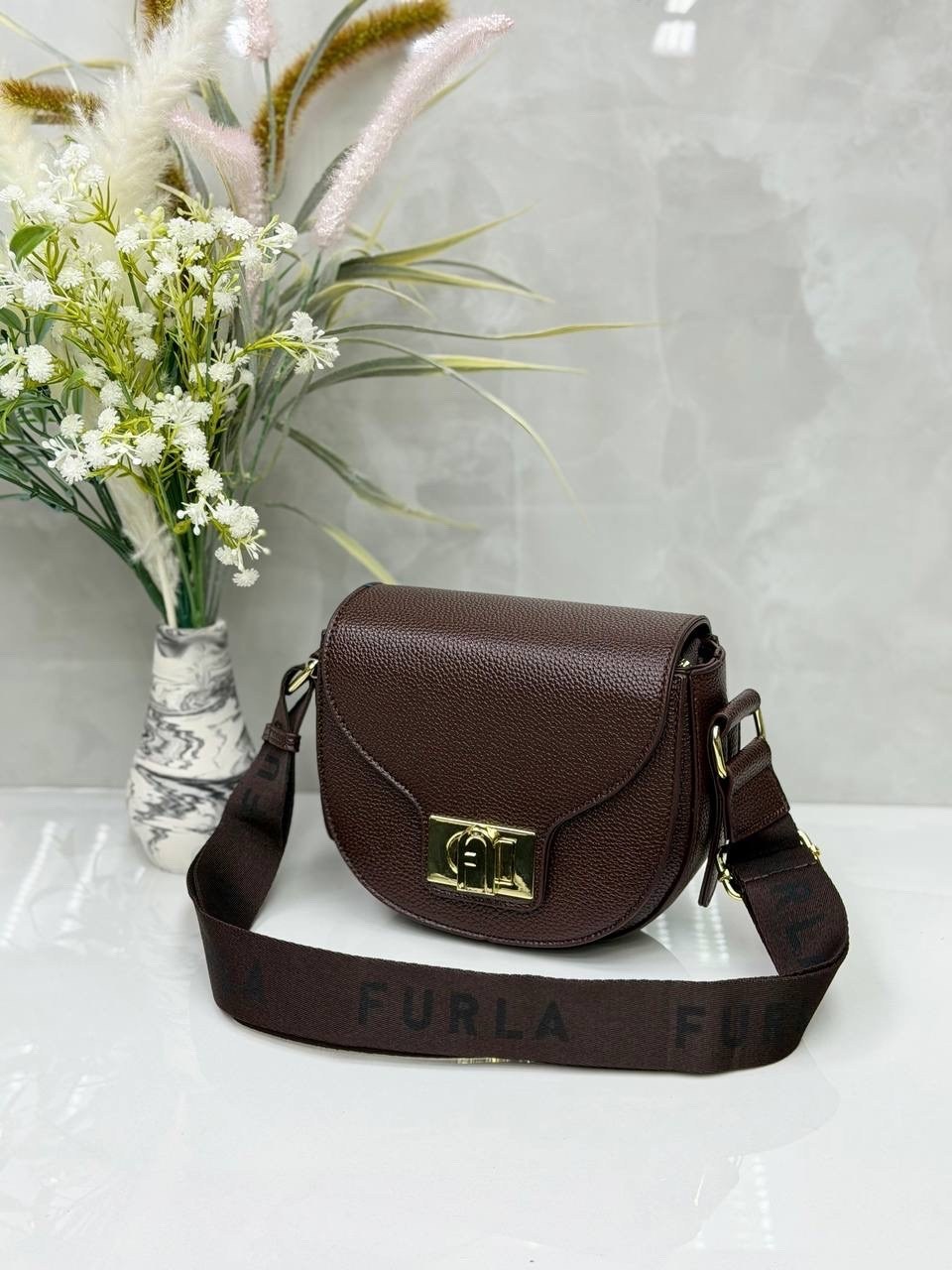 сумка furla,сумка женская furla,сумка,сумка furla через плечо,маленькая сумка через плечо с клапаном furla