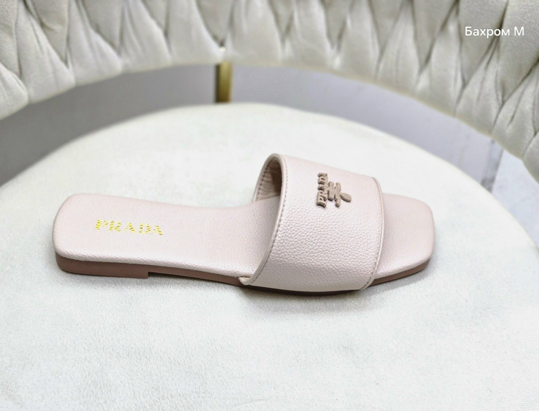 шлепки прада,шлепки прада женские,шлепанцы prada,женские шлепанцы prada,женские шлепанцы