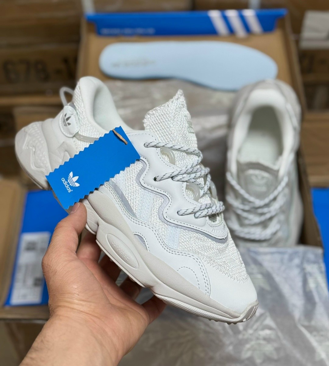 кроссовки adidas ozweego originals adidas цвет бежевый серый,кроссовки ozweego originals adidas,женские кроссовки adidas originals ozweego,женские кроссовки adidas ozweego,кроссовки adidas ozweego