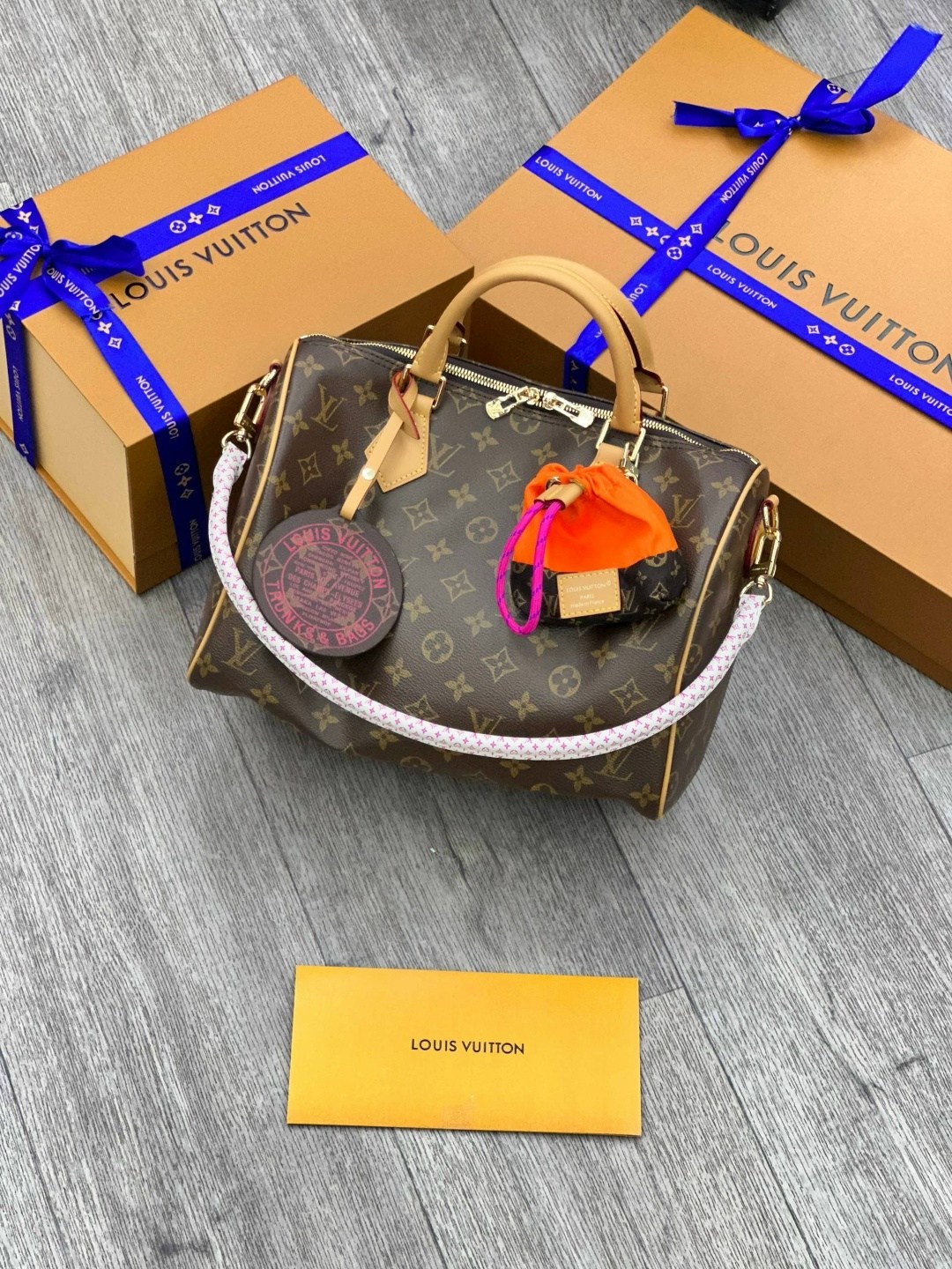 сумка женская louis vuitton,сумка louis vuitton,louis vuitton сумка на плечо,сумка-подушка lv speedy 30 см,сумка луи виттон женская