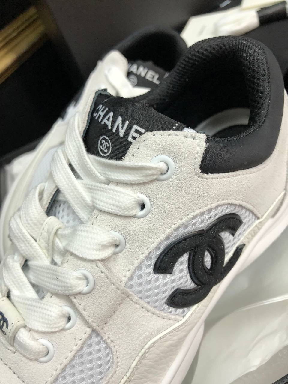 кроссовки женские chanel,кроссовки chanel,кроссовки шанель,chanel кроссовки белые с черным,кроссовки шанель женские