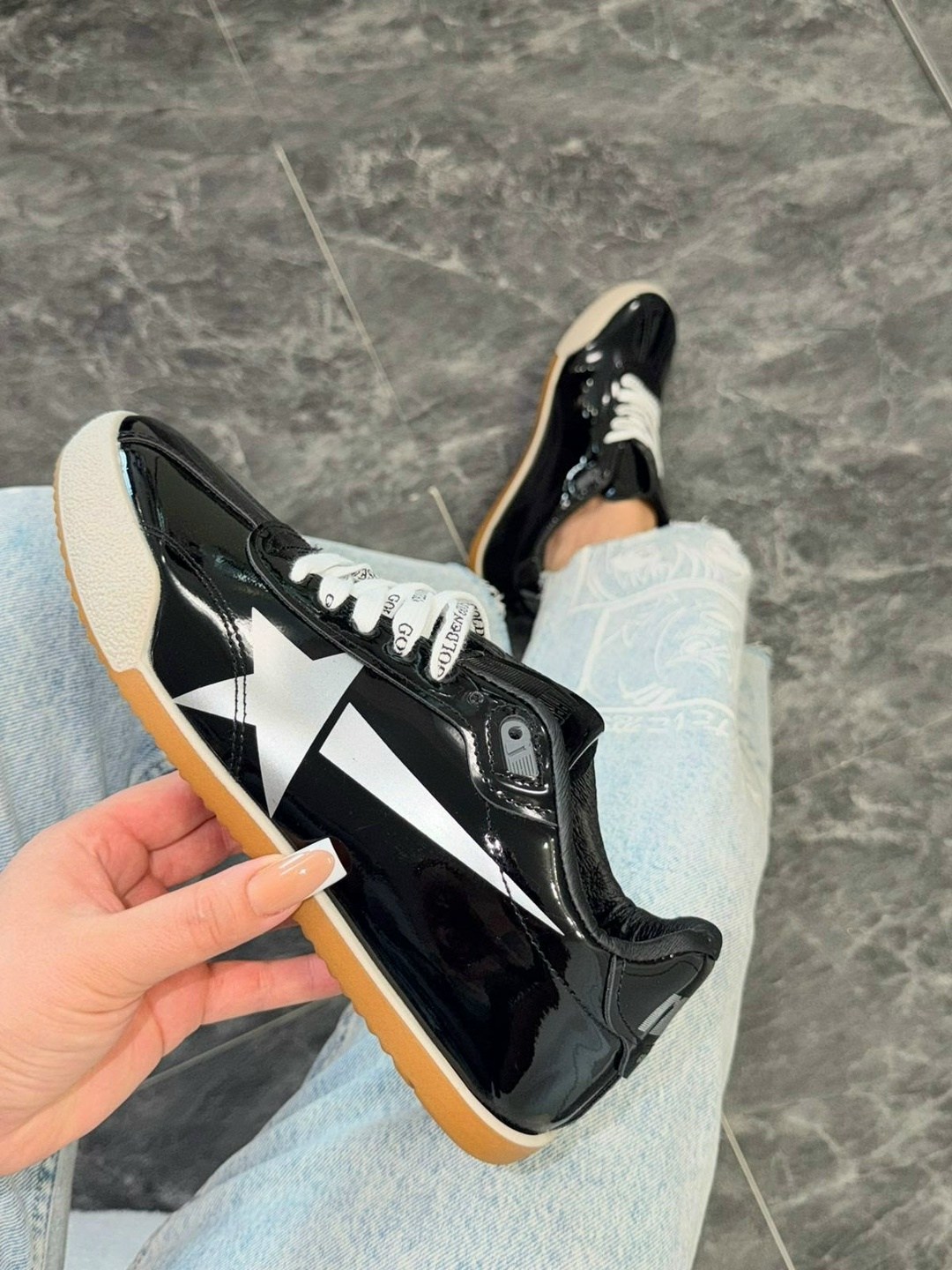 ,кроссовки golden goose,женские кроссовки,лакированные кроссовки,кеды golden goose