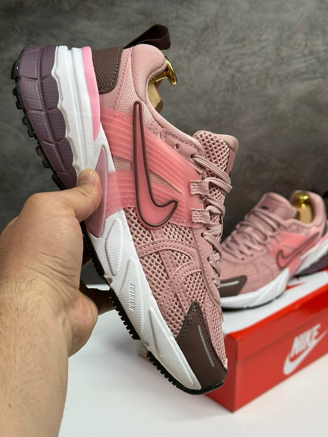 кроссовки,кроссовки nike,женские кроссовки,спортивная ,кроссы