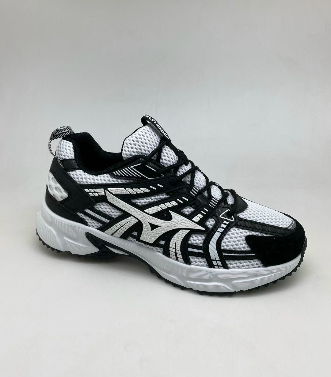 mizuno кроссовки,кроссовки mizuno мужские,кроссовки,кроссовки mizuno wave daichi 7,мизуно кроссовки