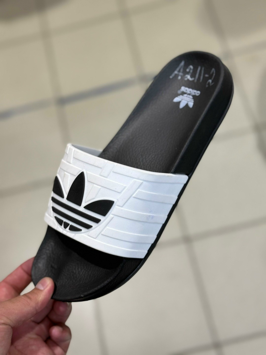 мужские шлепанцы,шлепанцы nike,шлепки найк мужские белые,шлепки мужские,сланцы шлепанцы