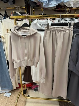Костюм
