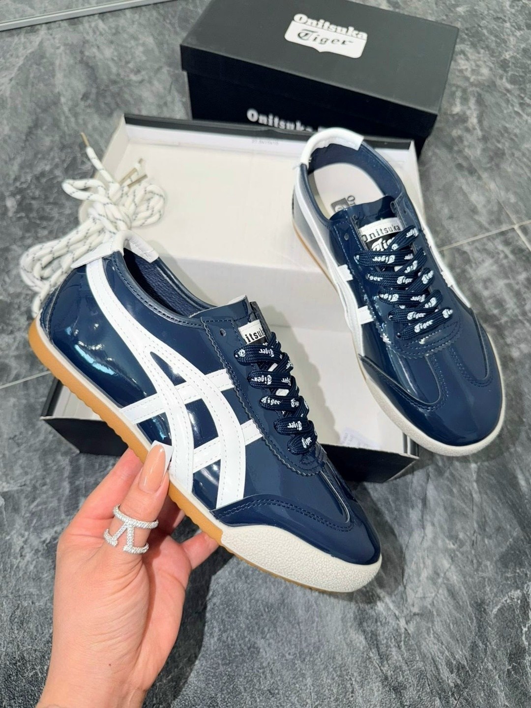 ,кроссовки onitsuka tiger,кроссовки onitsuka tiger tokuten,низкие кроссовки,кроссовки мужские женские