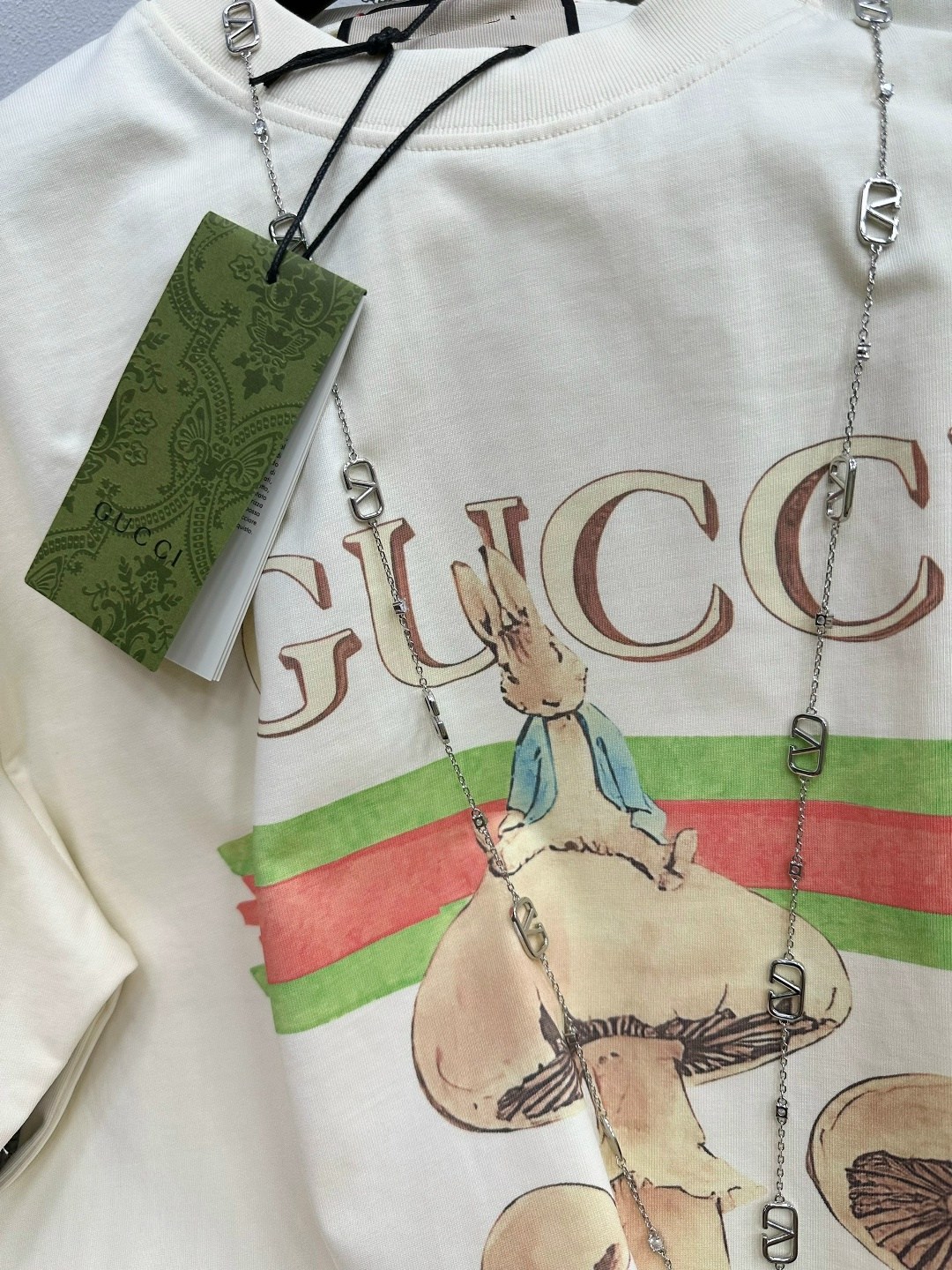 футболка gucci,футболка женская gucci,летние футболки,футболка гуччи,стиль футболка
