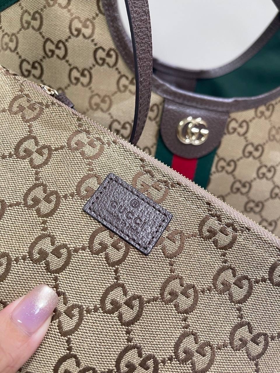 женская сумка gucci,сумка gucci,маленькая сумочка гуччи,сумка гуччи,сумка тоут gucci