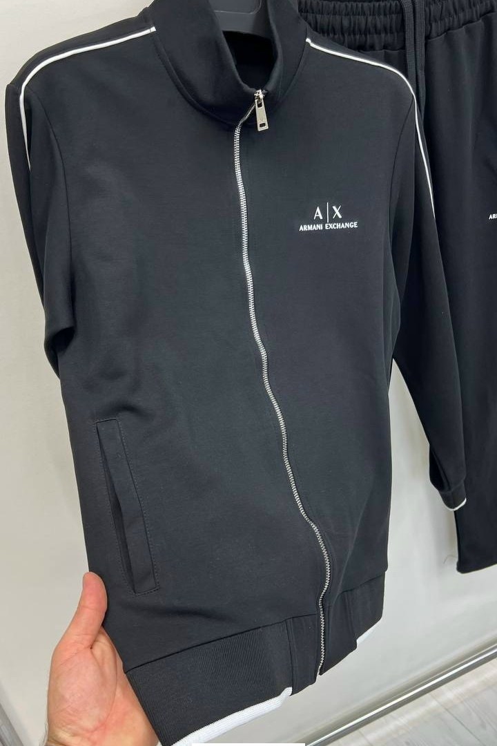 спортивный костюм armani exchange,мужской спортивный костюм armani exchange,спортивный костюм armani,мужские спортивные костюмы,спортивные костюмы для мужчин