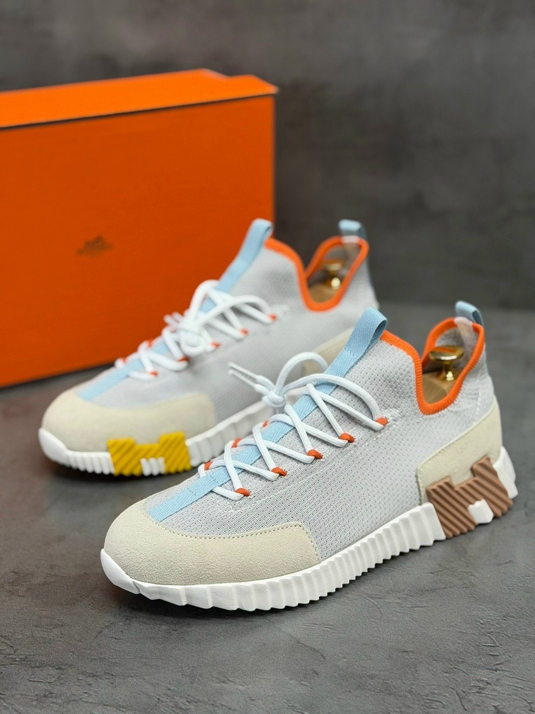кроссовки hermes,кроссовки мужские hermes,кроссовки женский, мужской hermes искусственные материалы,кроссовки эрмес,кроссовки мужские и женские