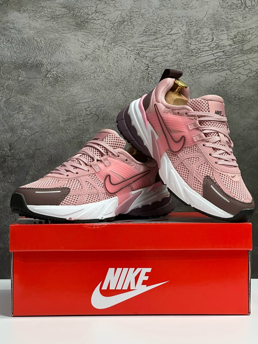 кроссовки,кроссовки nike,женские кроссовки,спортивная ,кроссы