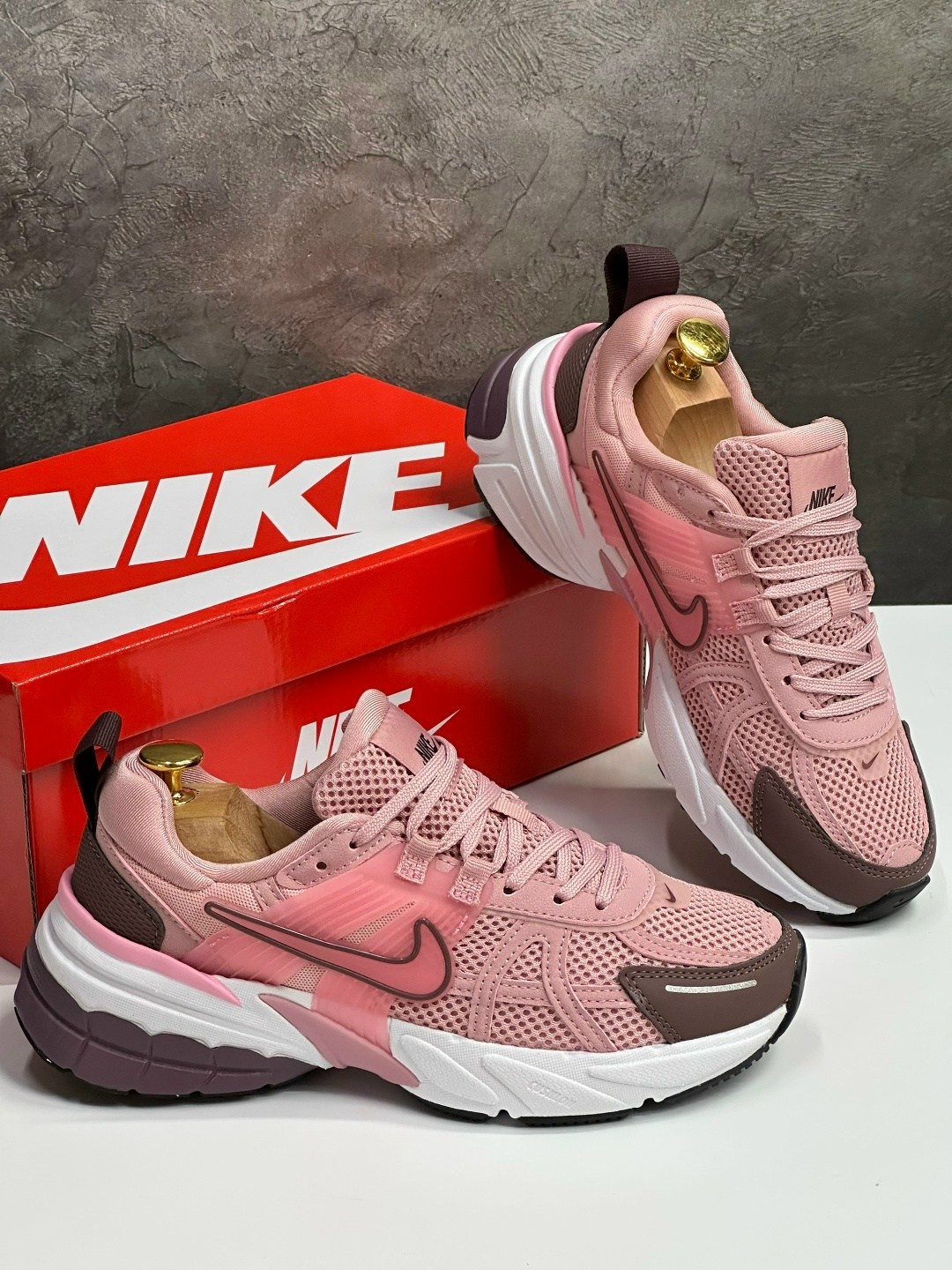 кроссовки,кроссовки nike,женские кроссовки,спортивная ,кроссы