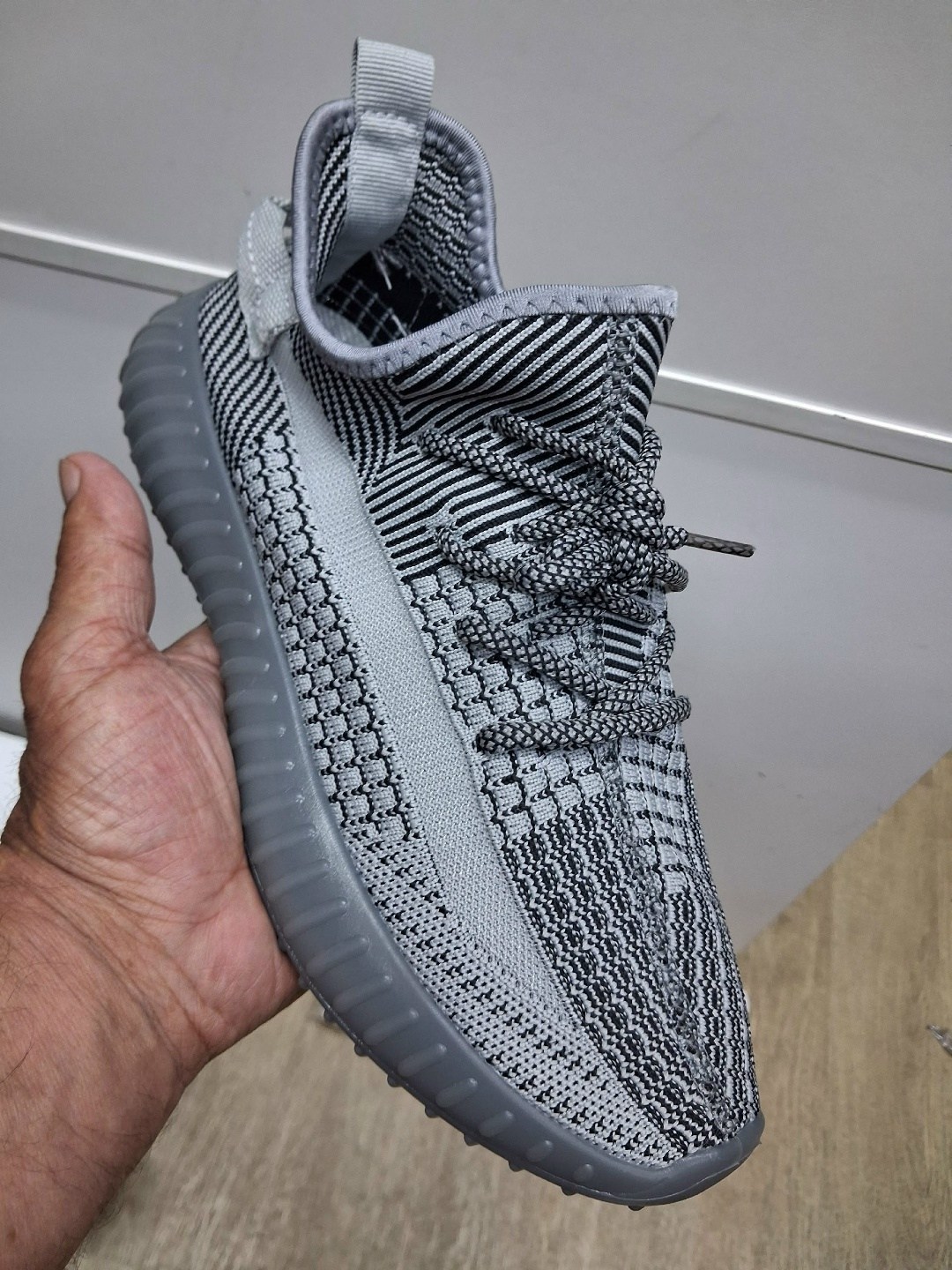 кроссовки мужские yeezy boost 350,кроссовки adidas yeezy boost 350,адидас изи буст 350 в2,кроссовки adidas yeezy boost,кроссовки изи