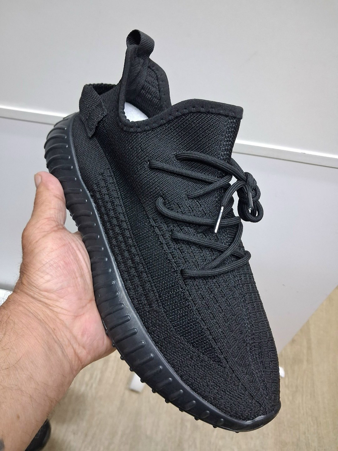 кроссовки мужские yeezy boost 350,кроссовки adidas yeezy boost 350,адидас изи буст 350 в2,кроссовки adidas yeezy boost,кроссовки изи