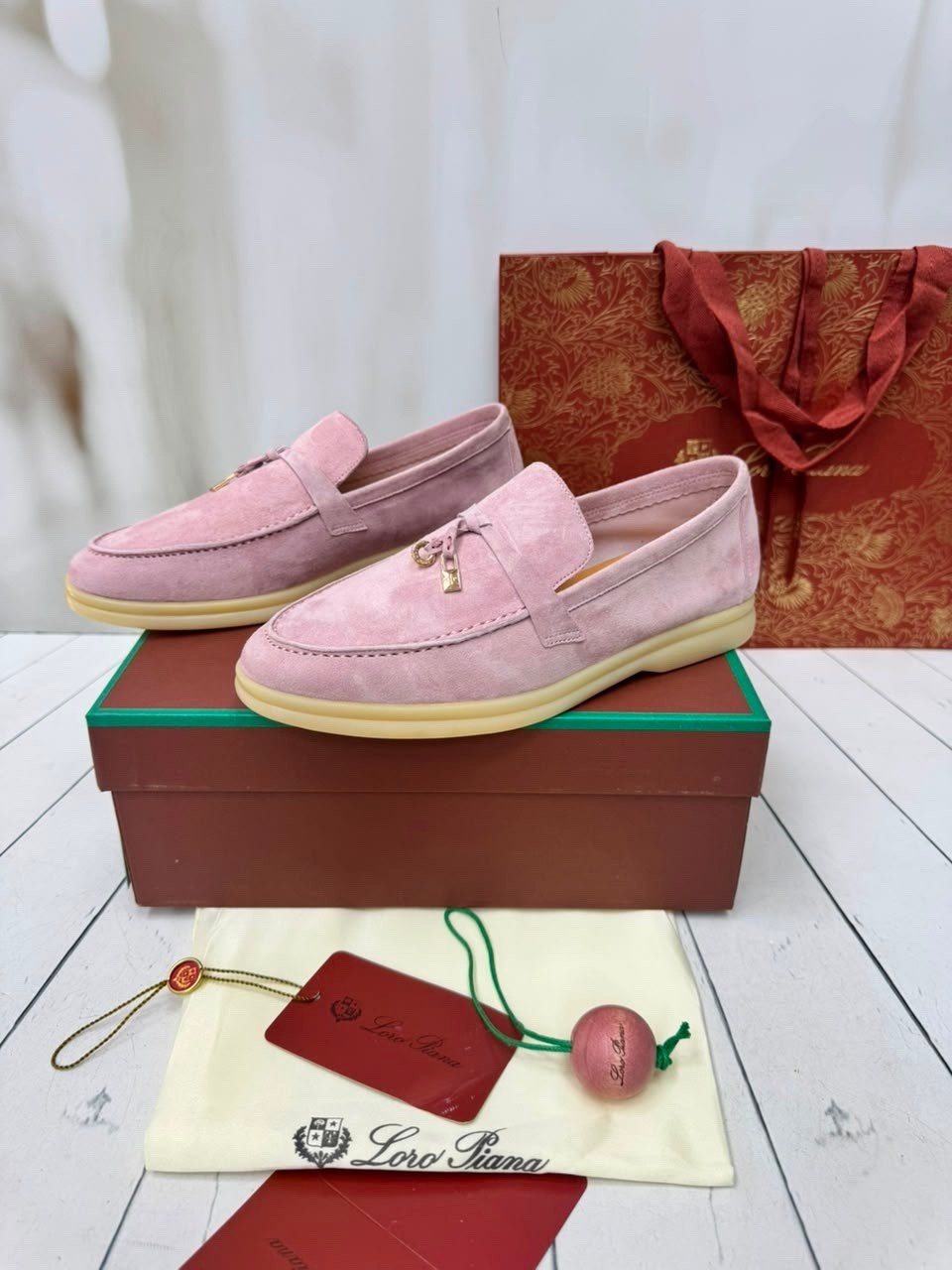 loro piana лоферы женские,замшевые женские лоферы loro piana розовые,,лоферы замшевые loro piana,лоферы loro piana