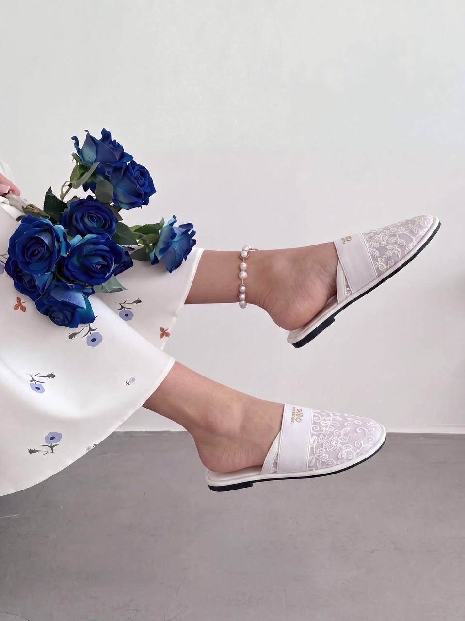 тапочки louis vuitton,,тапки луи витон,шлепанцы louis vuitton,женские тапочки