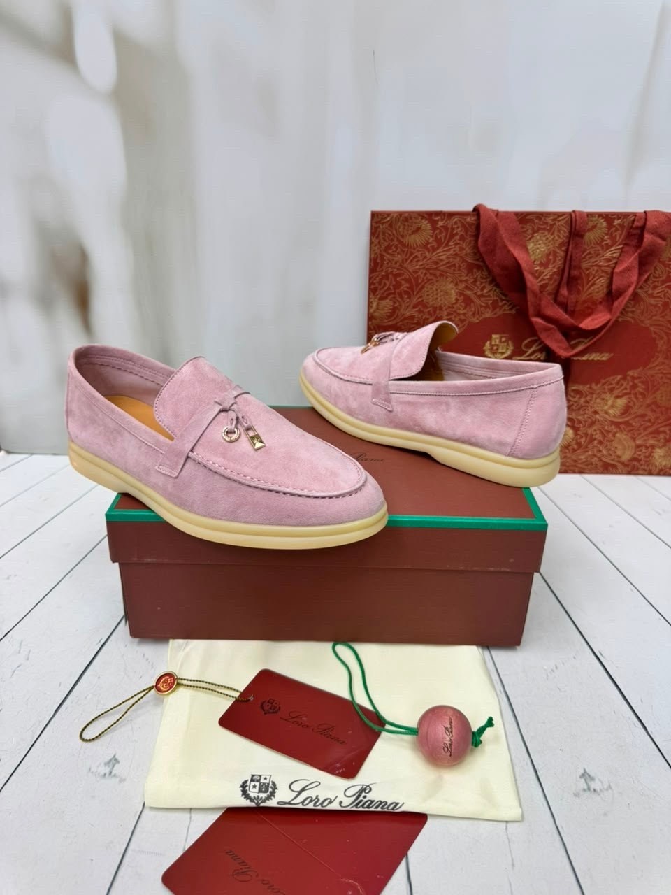 loro piana лоферы женские,замшевые женские лоферы loro piana розовые,,лоферы замшевые loro piana,лоферы loro piana