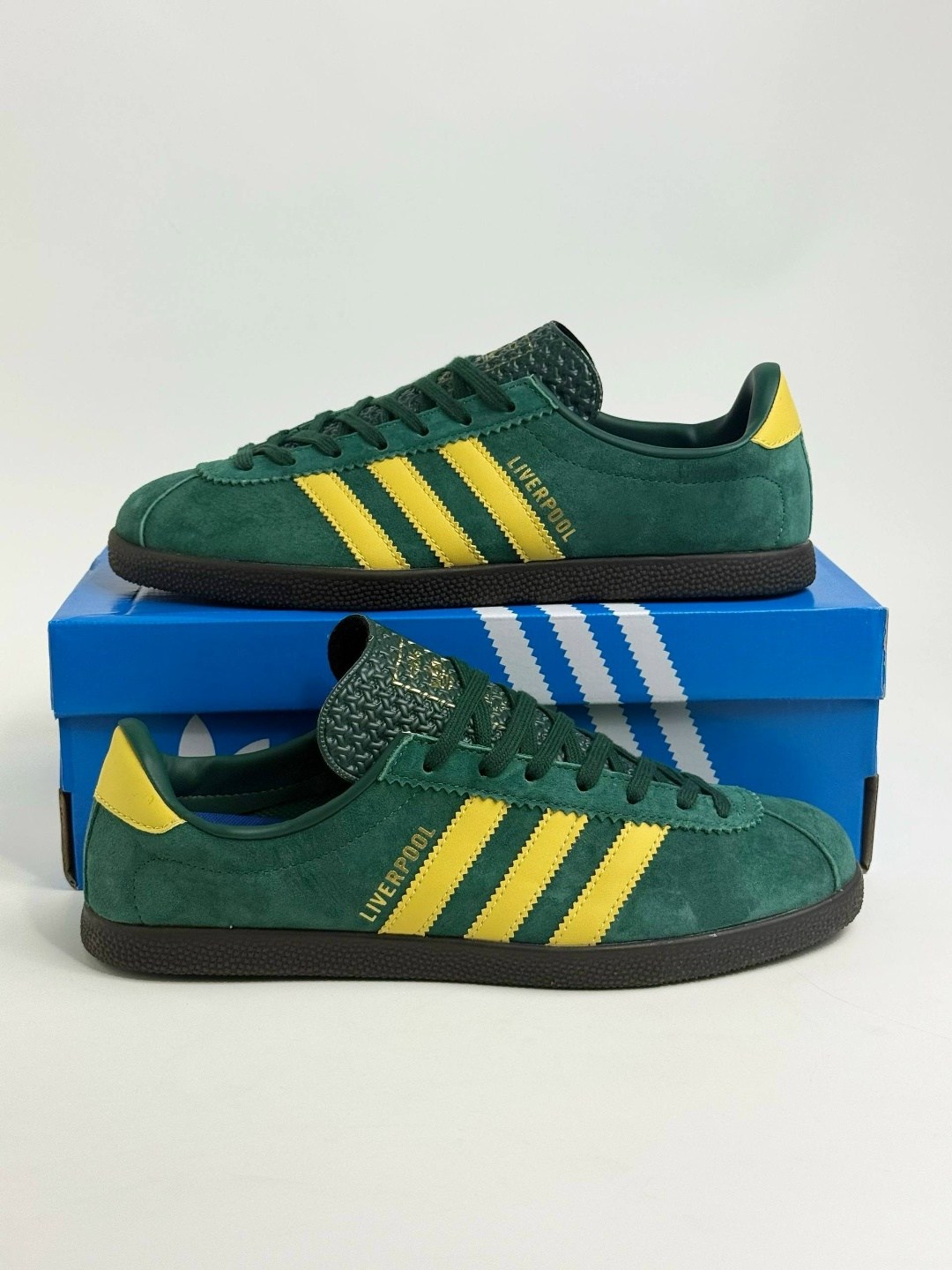 кроссовки adidas liverpool city series зеленый,adidas liverpool 2026 кроссовки,adidas hamburg зеленые,gazelle adidas green originals indoor,адидас сити сериес кроссовки