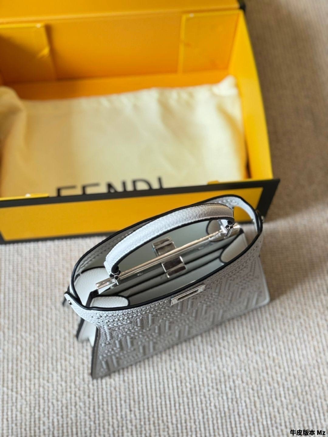 fendi сумка,fendi сумка fendi,fendi сумка на плечо,женская сумка fendi,модная сумка