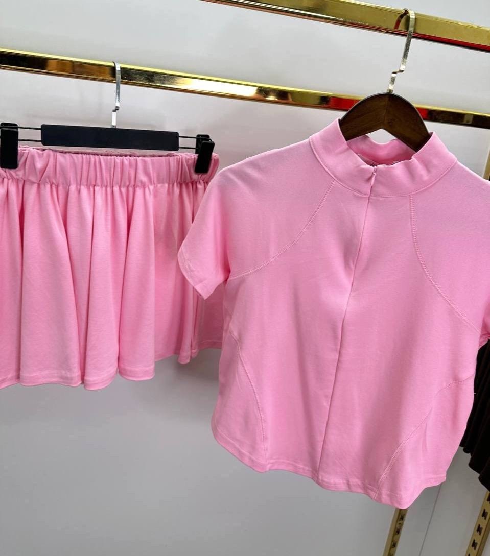 платье-комбинезон розовый "sport chic" madaia,костюм с юбкой,женский костюм с юбкой,женский костюм,юбка с шортами