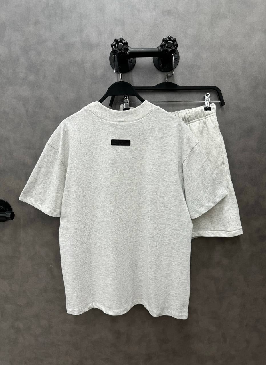 fear of god essentials,футболка fear of god essentials,круглый вырез fear of god essentials,футболка fear of god,футболка мужская оверсайз