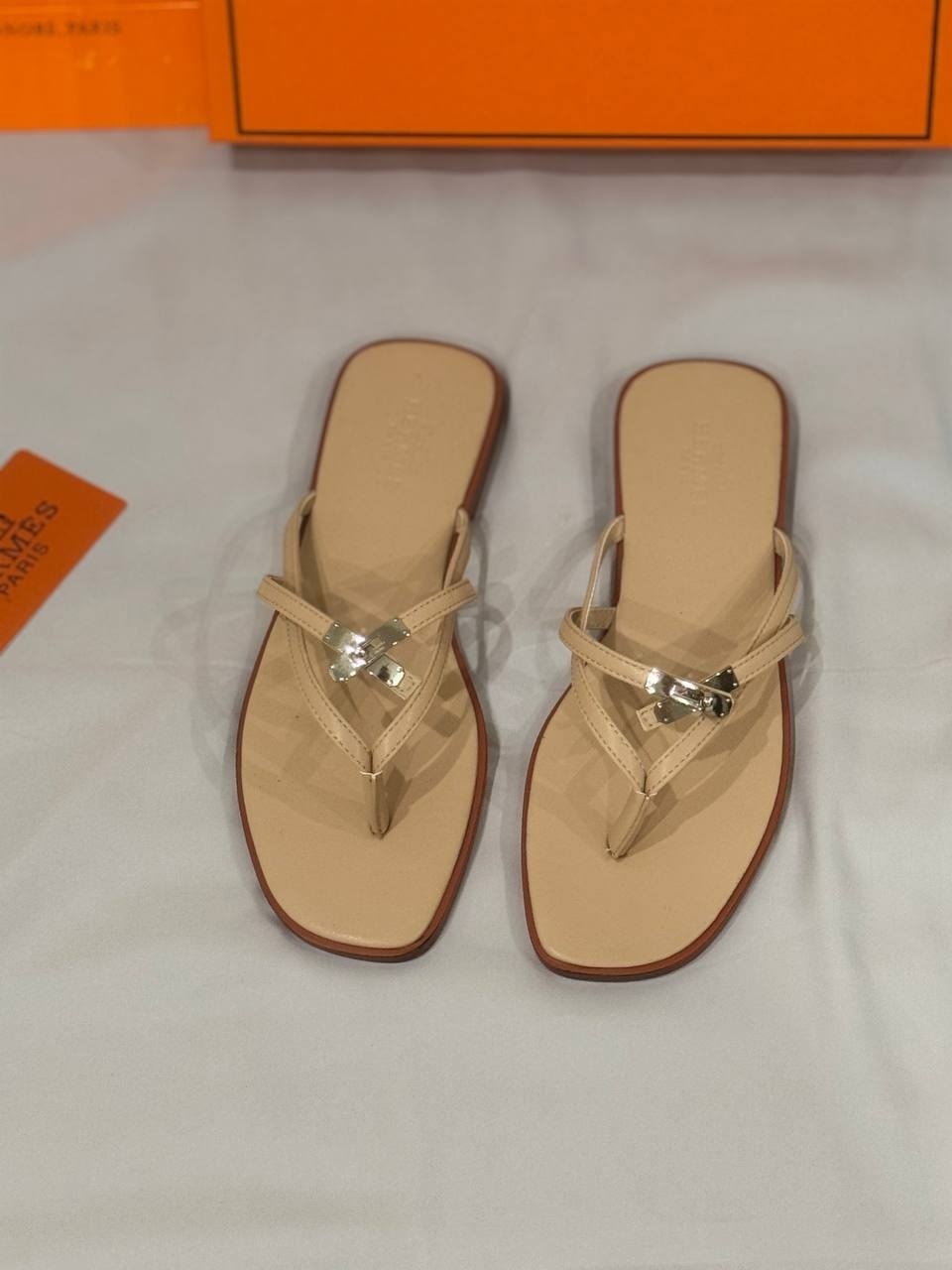 шлепанцы hermes,шлепки hermes женские, hermes,шлепки hermes,шлепки женские из натуральной кожи hermes
