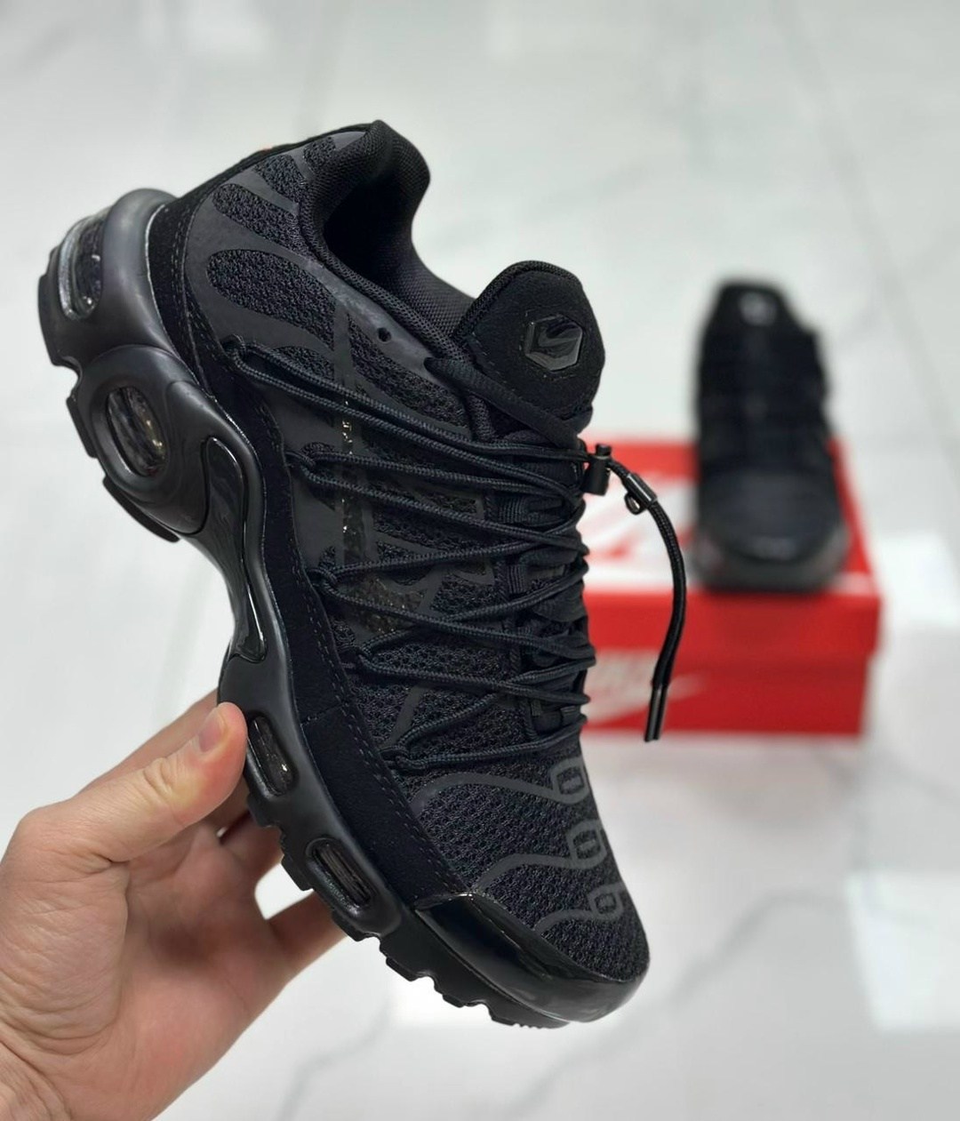 кроссовки nike air max plus tn,кроссовки nike air max plus,мужские кроссовки nike air max tn plus,nike air max plus tn,мужские кроссовки nike air max plus utility