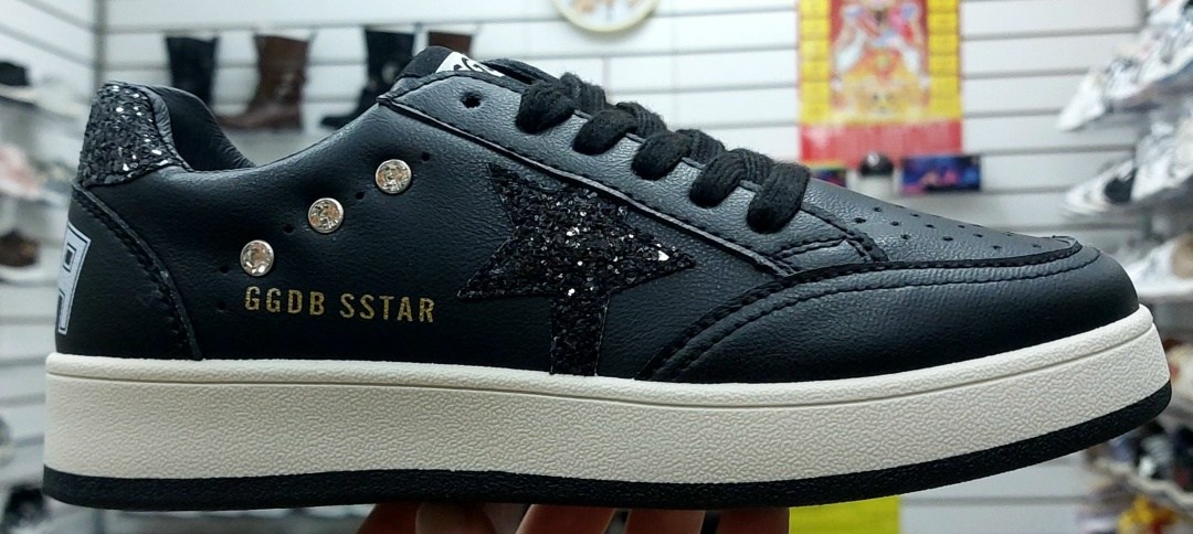 golden goose кеды super-star с блестками черный,golden goose кеды super-star с кристаллами черный,кеды hi star с блестками golden goose черный,golden goose black glitter hi star sneakers,golden goose