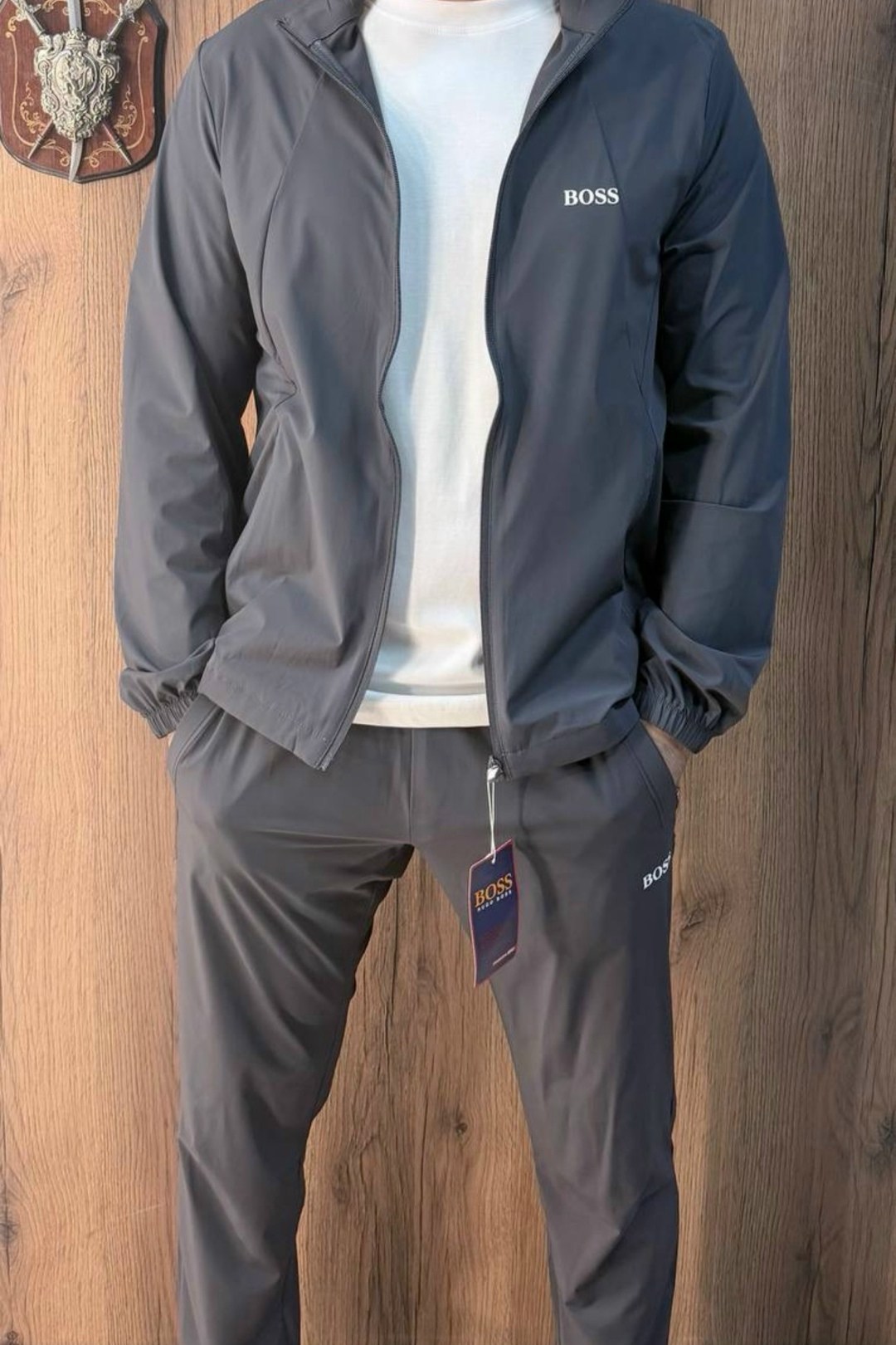 спортивный костюм hugo boss,мужские спортивные костюмы,спортивные костюмы,костюм мужской