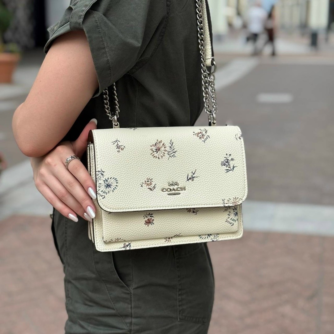 сумка на плечо кросс-боди guess,сумка coach женская,сумка женская guess,сумка,cумка guess